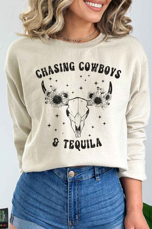 COWBOYS AND TEQUILA OVERSIZED SWEATSHIRT